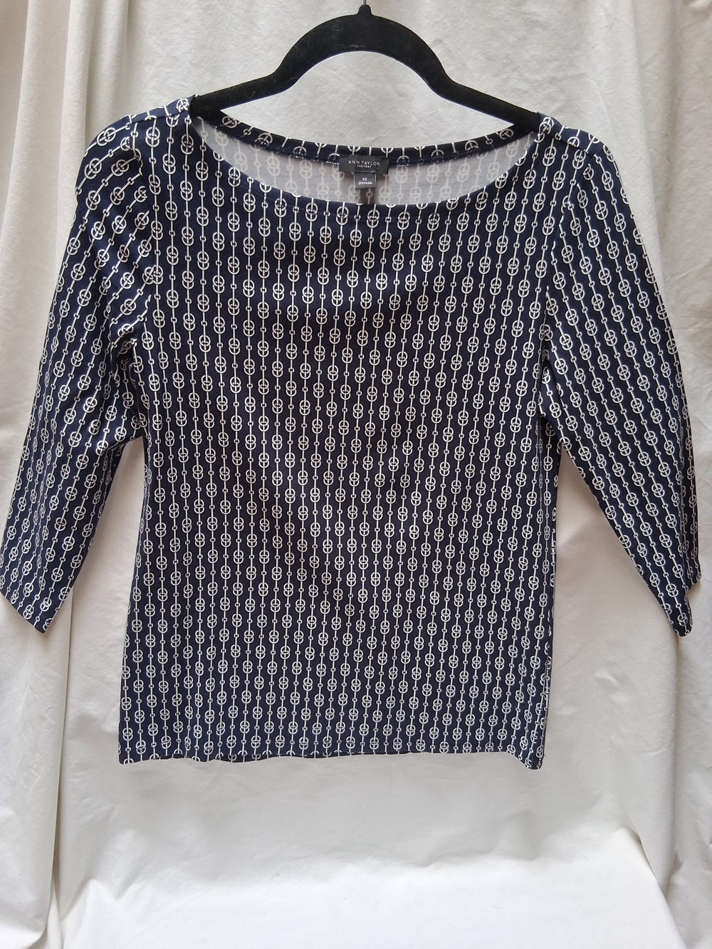 Ann Taylor Factory Navy & White Chain-Link Scoop Neck Top